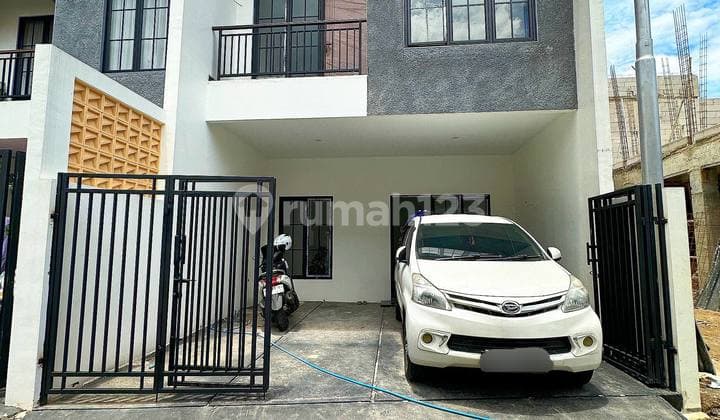 Rumah Di Lokasi Strategis Dekat Tb Simatupang Dan Ragunan Di Jati Padang Jakarta Selatan