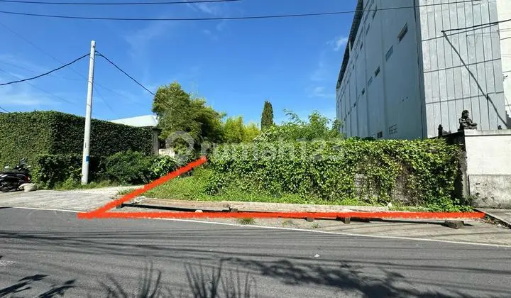 Commercial Land Area on Main Road in Tibubeneng, Only 6 Minutes to Berawa Beach