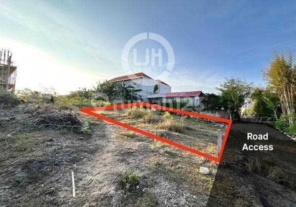 Sale! Land In Tourist Area, Surrounded By Hotel And Villa, Only 6 KM To Balangan Beach, Suitable For Villa