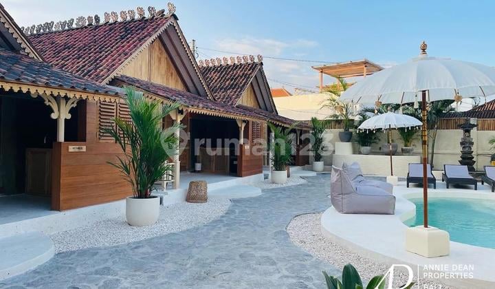 Leasehold Fully Renovated Bungalow Style Guest House In Cemagi