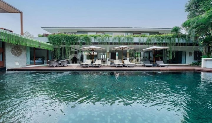 Freehold | Luxury 5 Bedroom Boutique Villa - Nyanyi, Tanah Lot