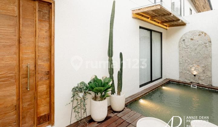 LEASEHOLD | MODERN 2-BEDROOM VILLA IN KEROBOKAN NEAR SEMINYAK