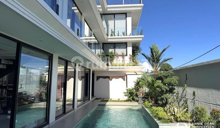 YEARLY RENTAL MODERN 3-LEVEL VILLA WITH OCEAN VIEWS - 300M FROM THE BEACH