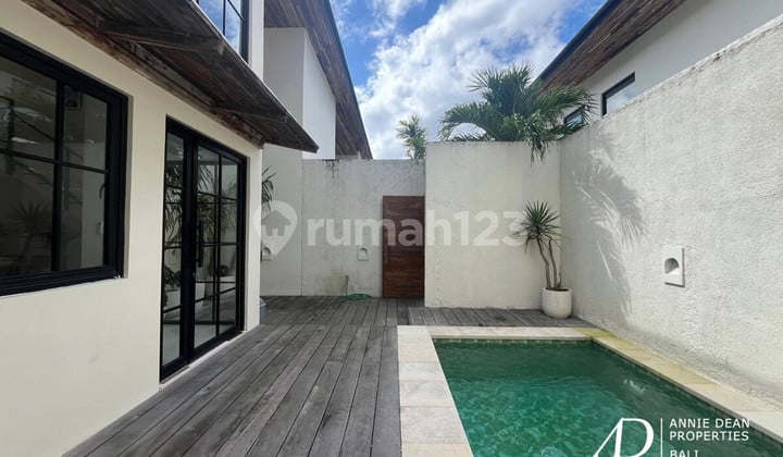 LEASEHOLD | MODERN 3-BEDROOM VILLA IN KEROBOKAN NEAR SEMINYAK