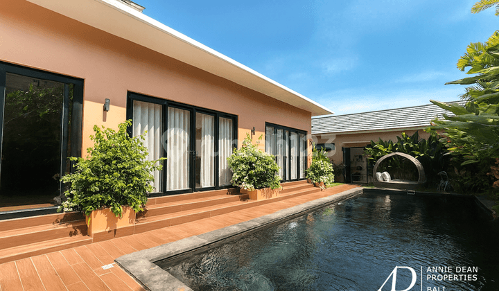 Leasehold | 3-Bedroom Beachside Villa In Sanur