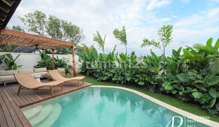 LEASEHOLD | MODERN TROPICAL 2-BEDROOM VILLA IN CANGGU