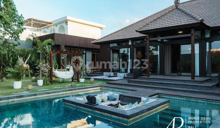 LEASEHOLD | MODERN TROPICAL VILLA WITH SUNKEN LOUNGE IN PRIME JIMBARAN