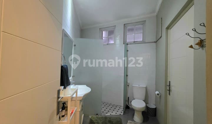 Rumah Bagus Siap Huni Terawat dan Asri di Discovery Conserva, Bintaro Jaya Sektor 9