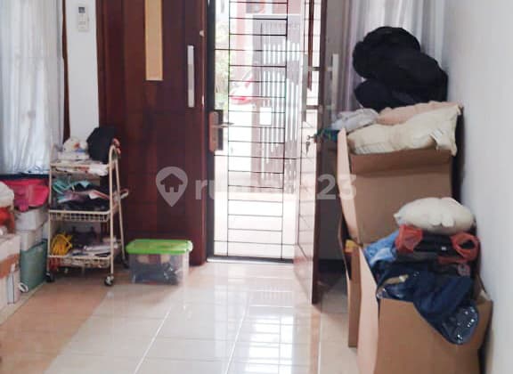 Rumah Bagus Siap Huni di Cornelia Residence, Graha Bintaro Jaya