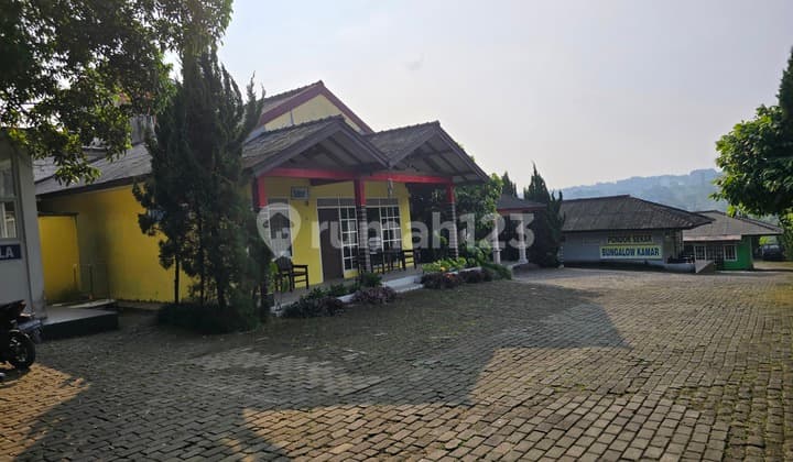 Pondok Sekar Hotel di Pinggir Jalan Utama, Lokasi Strategis, Jl Raya Cipayung Bogor Jawa Barat