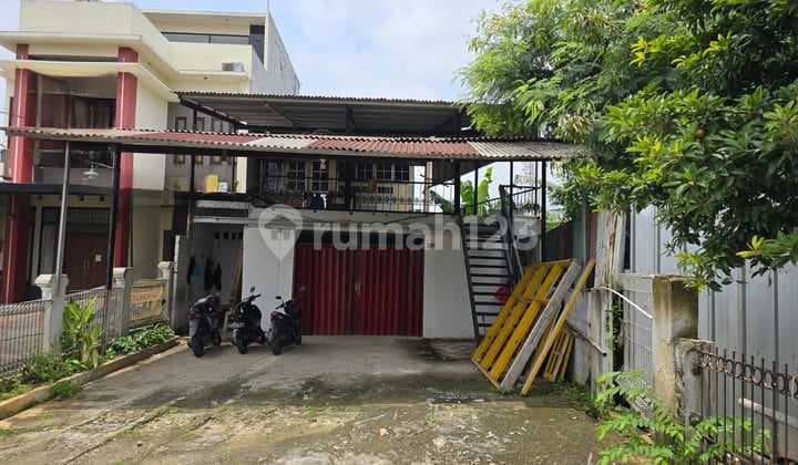 Rumah Bagus Pinggir Jalan di Jl Ganesha Raya, Pamulang, Tangerang Selatan
