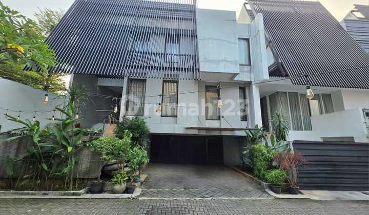 2 Rumah Bagus Connecting Siap Huni dan Asri di Jl Kemang Utara, Kemang, Jakarta Selatan