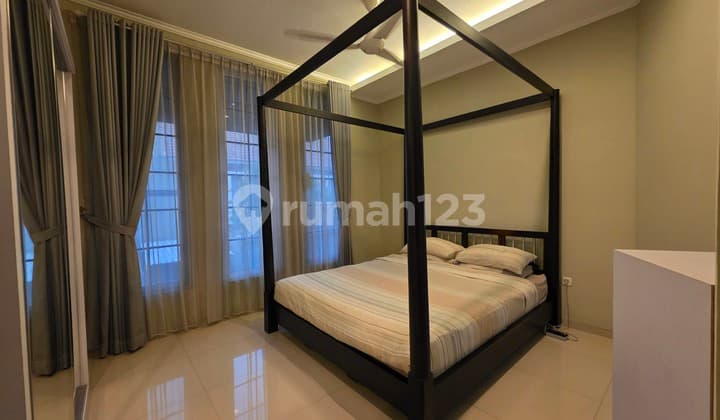 Rumah Bagus Siap Huni Terawat dan Asri di Discovery Conserva, Bintaro Jaya Sektor 9