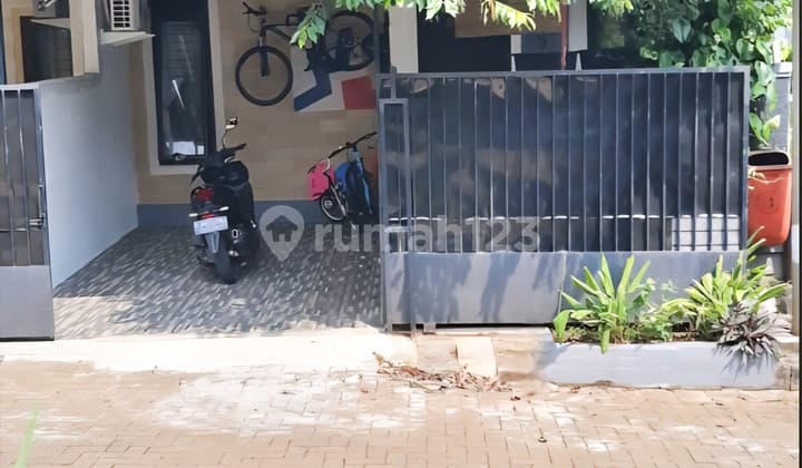 Rumah Minimalis Siap Huni dan Asri di Perumahan Puri Depok Mas, Depok
