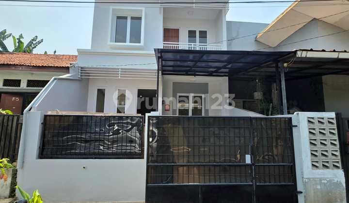Rumah Bagus Siap Huni Asri di Jl Palem Puri Ciputat Kota Tangerang Selatan