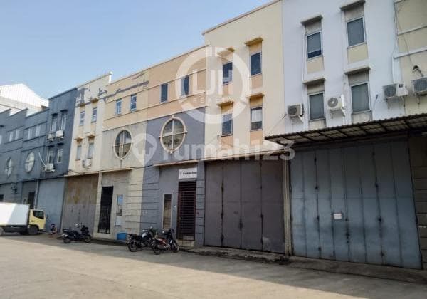 Gudang Siap Pakai di Sentral Industri Terpadu, Pik