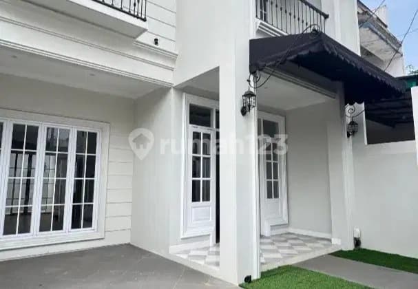 Rumah American Classic Caman Utara Jakasampurta Kalimalang