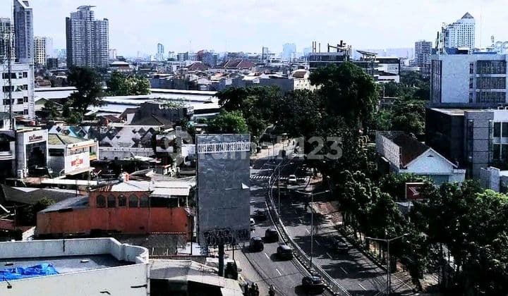 Tanah dan Bangunan di Jl. Raya Prof Dr Soepomo