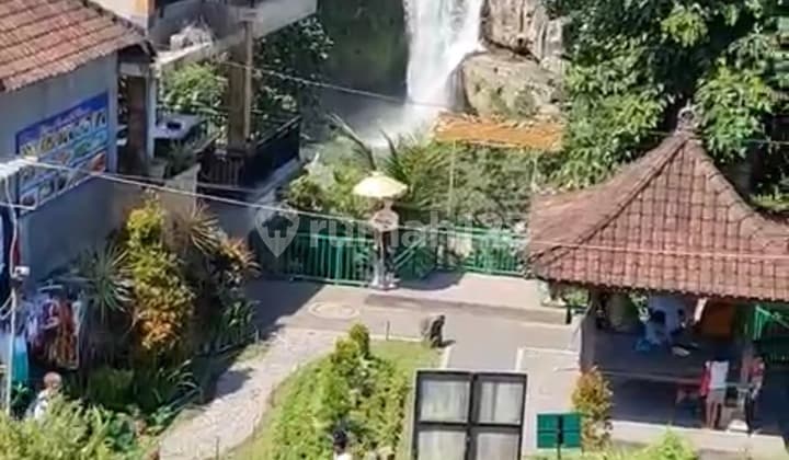 Tanah Depan Tegenungan Waterfall Gianyar Zona Pariwisata