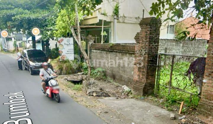 Commercial Land on Main Road Bumbak Umalas Kerobokan Suitable for Restaurant
