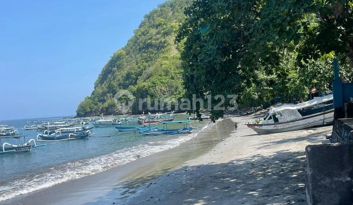 Tanah Los Tebing Pantai Sebelah Hotel Blue Lagoon Padangbai Karangasem