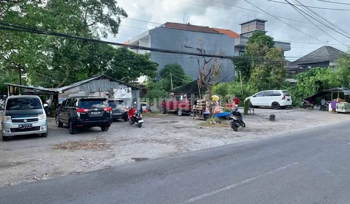 Tanah Jalan Utama Nakula Seminyak Dekat ke Pantai Double Six