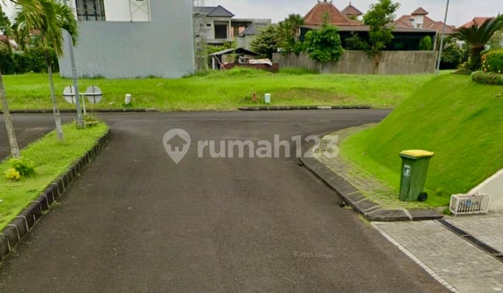 Tanah Langka di Teras Ayung Gatsu Timur One Gate System