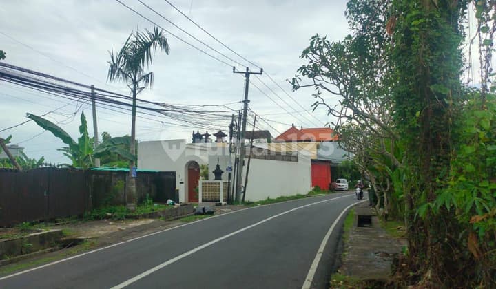 Tanah Jln Raya Tumbak Bayuh Pererenan Canggu Zona Pariwisata
