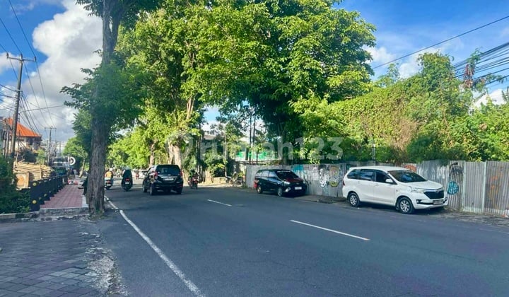 Tanah Main Road Jl Raya Kuta Badung Can Be Purchased in Parts