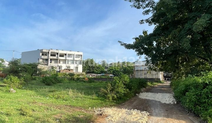 Tanah Size Kecil di Pantai Bingin Pecatu Zona Pariwisata