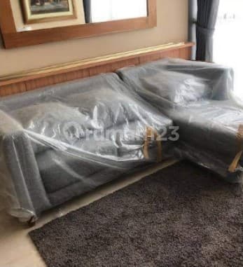 Sewa Apartemen Ciputra World 2 Bedroom Lantai Tengah Furnished