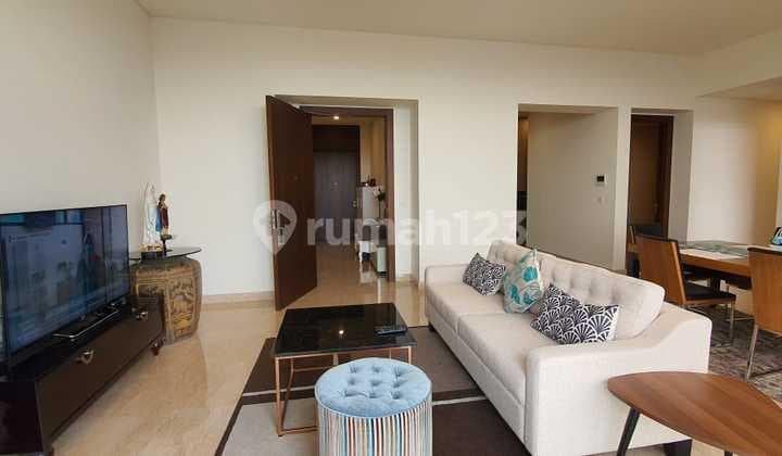 Sewa Apartemen Pakubuwono Spring 2 Bedroom Fully Furnished Bagus
