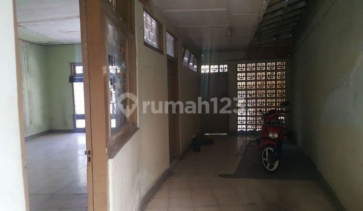 Jual Rumah Tua Area Perkantoran dan Bisni Sayab Riau Bandung