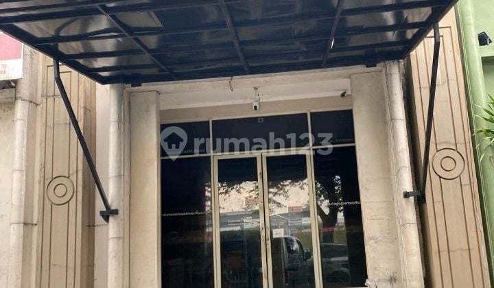 Ruko Crown Siap Usaha di Green Lake City Cipondoh