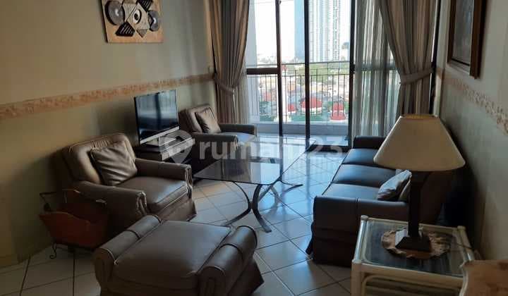 Jual Apartemen Taman Rasuna 2 Bedroom Lantai Tengah Furnished