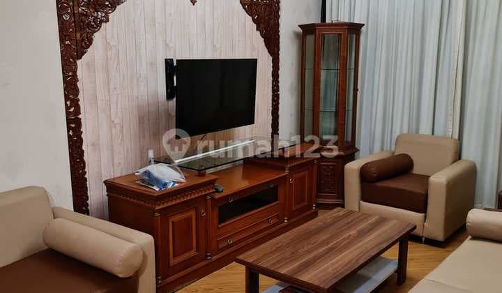Jual Apartemen Taman Rasuna 3 Bedroom Lantai Rendah Furnished