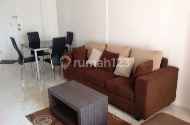 Sewa Apartemen Taman Rasuna 2 Bedroom Lantai Tengah Furnished