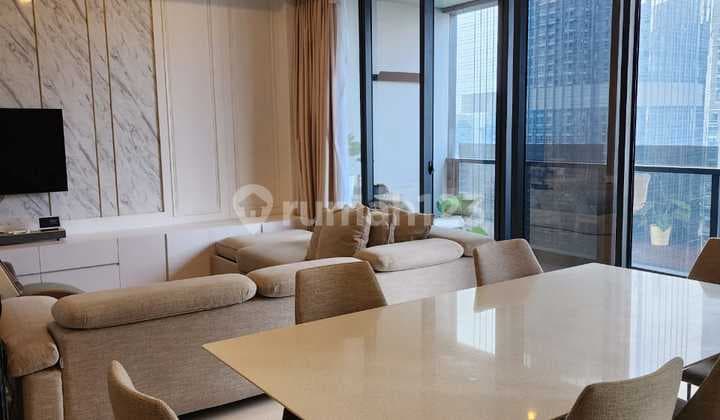 For Sell Apartment District 8 Senopati 4 Bedrooms High Floor Furnished