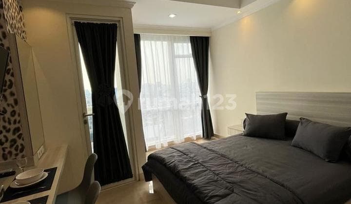Sewa Apartemen Menteng Park Tipe Studio Lantai Sedang Furnished