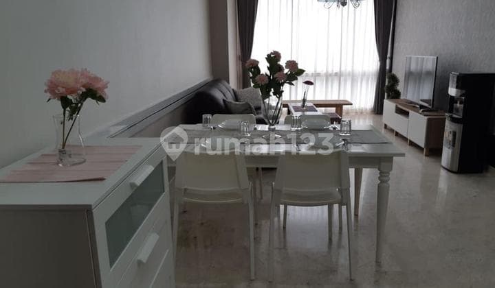 Sewa Apartemen The Grove Suite 2 Bedroom Lantai Rendah Furnished