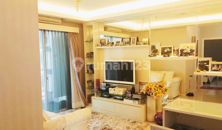 Sewa Apartemen Thamrin Executive 2 Bedroom Lantai Sedang Furnished