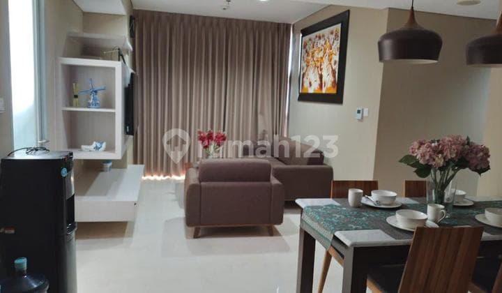 Disewakan Apartemen Ciputra World 2 Bedroom Lantai Tinggi Furnished