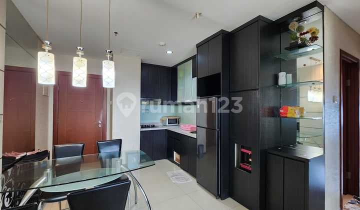 Disewakan Apartemen Thamrin Residence 2 Bedroom Lantai Tinggi Furnished