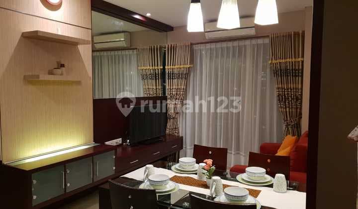 Sewa Apartemen Thamrin Residence 2 Bedroom Lantai Rendah Furnished