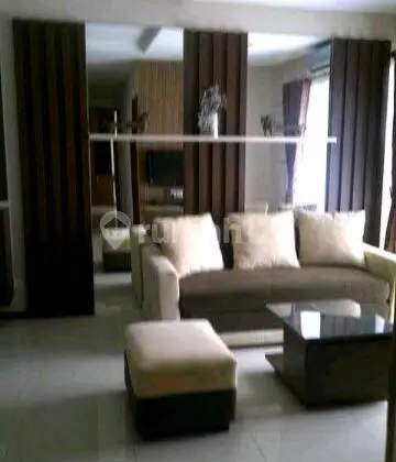 Sewa Apartemen Thamrin Residence 3 Bedroom Lantai Rendah Furnished
