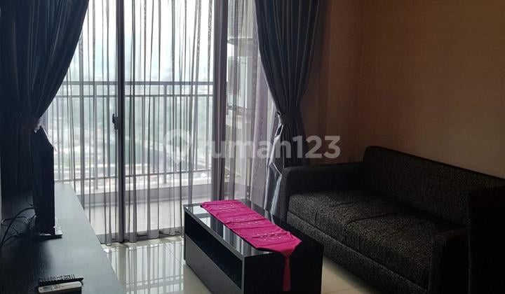 Sewa Apartemen Thamrin Residence 2 Bedroom Lantai Tengah Furnished