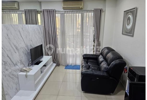 Rent Thamrin Residence Apartment 2 Bedroom Mid Floor Furnished