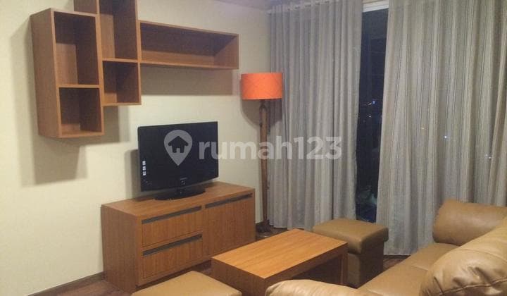 Sewa Apartemen Thamrin Executive 2 Bedroom Lantai Tinggi Hadap Timur