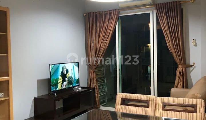 Disewakan Apartemen Thamrin Residence 2 Bedroom Lantai Tengah Furnished