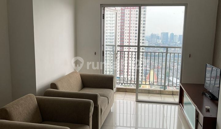 Dijual Apartemen Cosmo Mansion 3 Bedroom Lantai Tinggi